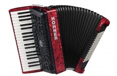 HOHNER Bravo III 96 red - Поставка звукового, светового, видео и сценического оборудования. Аудиовизуальные решения.