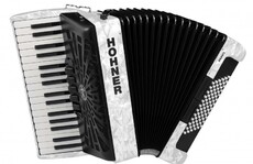 HOHNER The New Bravo III 72 white - Ekb-musicmag.ru - аудиовизуальное и сценическое оборудование, акустические материалы