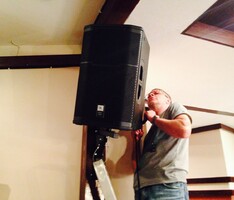 Ресторан "Порт-Рояль", г. Первоуральск - Поставка звукового, светового, видео и сценического оборудования. Аудиовизуальные решения.