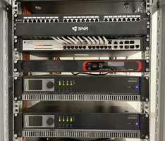 Fashion пространство Hi-Light, ТЦ "Гринвич" - Поставка звукового, светового, видео и сценического оборудования. Аудиовизуальные решения.