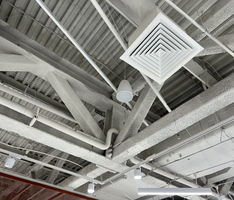 Fashion пространство Hi-Light, ТЦ "Гринвич" - Поставка звукового, светового, видео и сценического оборудования. Аудиовизуальные решения.