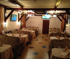 Ресторан "Порт-Рояль", г. Первоуральск - Поставка звукового, светового, видео и сценического оборудования. Аудиовизуальные решения.