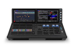 Chamsys MagicQ MQ500M Stadium Console - Ekb-musicmag.ru - аудиовизуальное и сценическое оборудование, акустические материалы