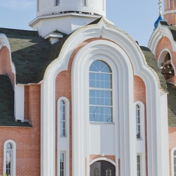 Храм во имя святого равноапостольного великого князя Владимира, г. Екатеринбург - Поставка звукового, светового, видео и сценического оборудования. Аудиовизуальные решения.