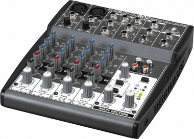 Behringer 802 - Поставка звукового, светового, видео и сценического оборудования. Аудиовизуальные решения.