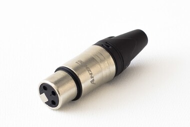 Anzhee XLR-F SILVER - Поставка звукового, светового, видео и сценического оборудования. Аудиовизуальные решения.